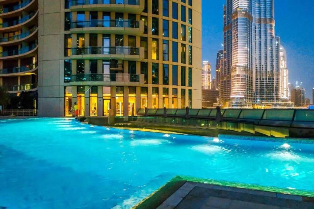 First Class 3Br With Full Burj Khalifa And Fountain View دبي المظهر الخارجي الصورة