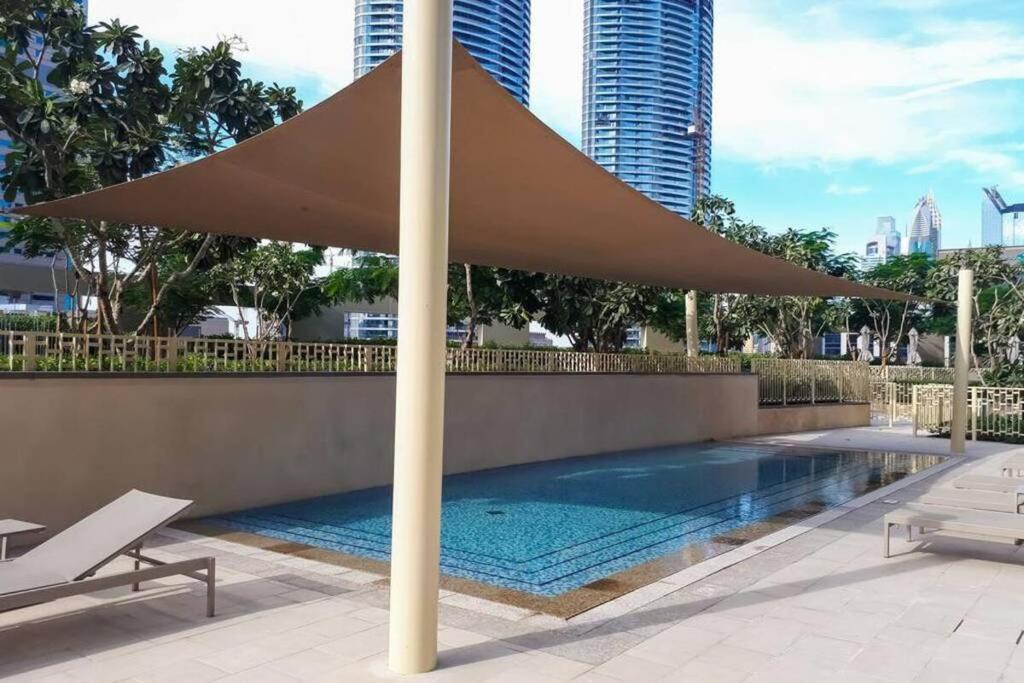 First Class 3Br With Full Burj Khalifa And Fountain View دبي المظهر الخارجي الصورة