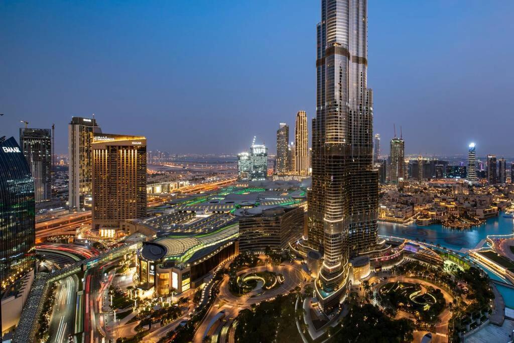 First Class 3Br With Full Burj Khalifa And Fountain View دبي المظهر الخارجي الصورة