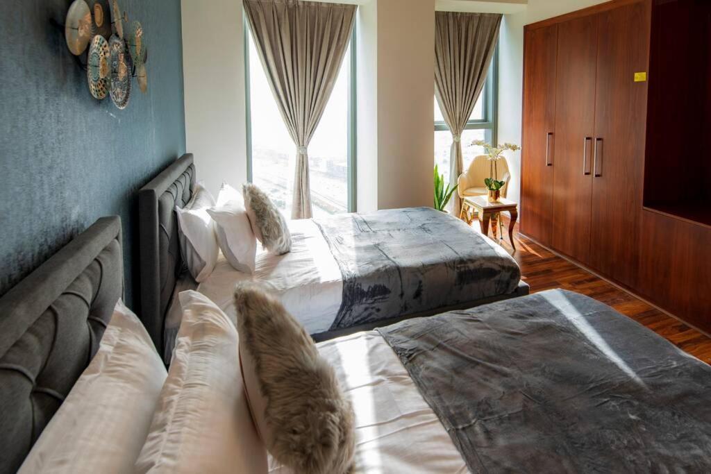 First Class 3Br With Full Burj Khalifa And Fountain View دبي المظهر الخارجي الصورة