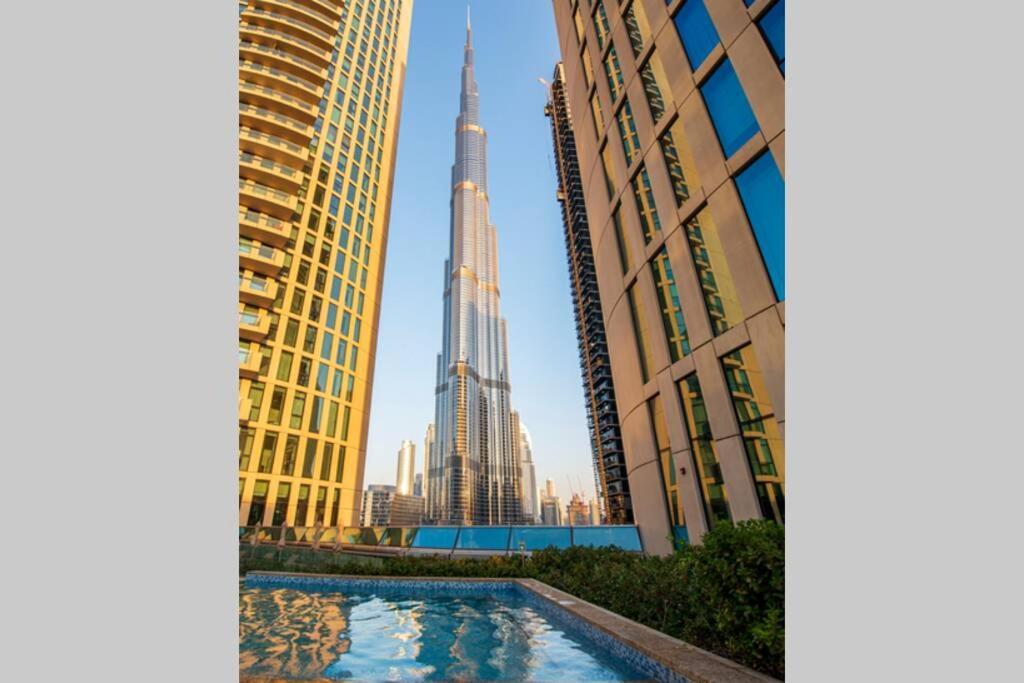 First Class 3Br With Full Burj Khalifa And Fountain View دبي المظهر الخارجي الصورة